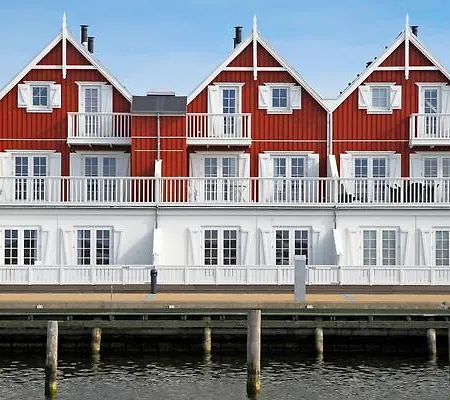 Two-bedroom Holiday In 2 *